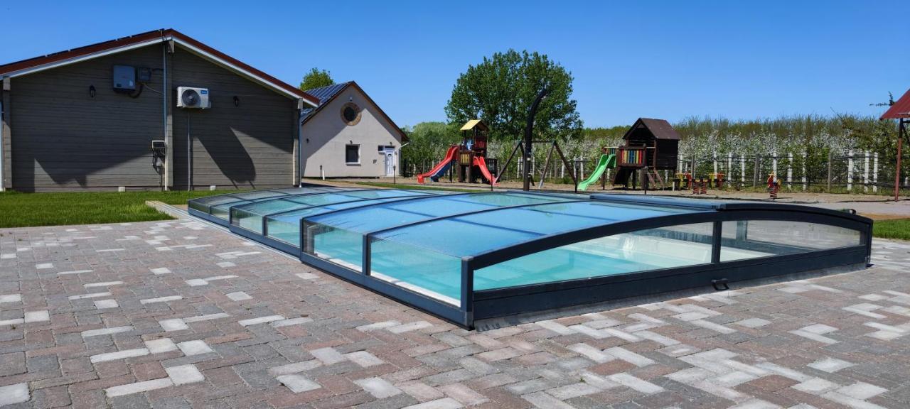 Village Garden Family Guest House Tiszakanyár Екстериор снимка