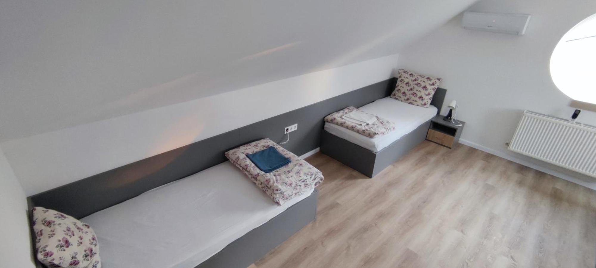 Village Garden Family Guest House Tiszakanyár Стая снимка
