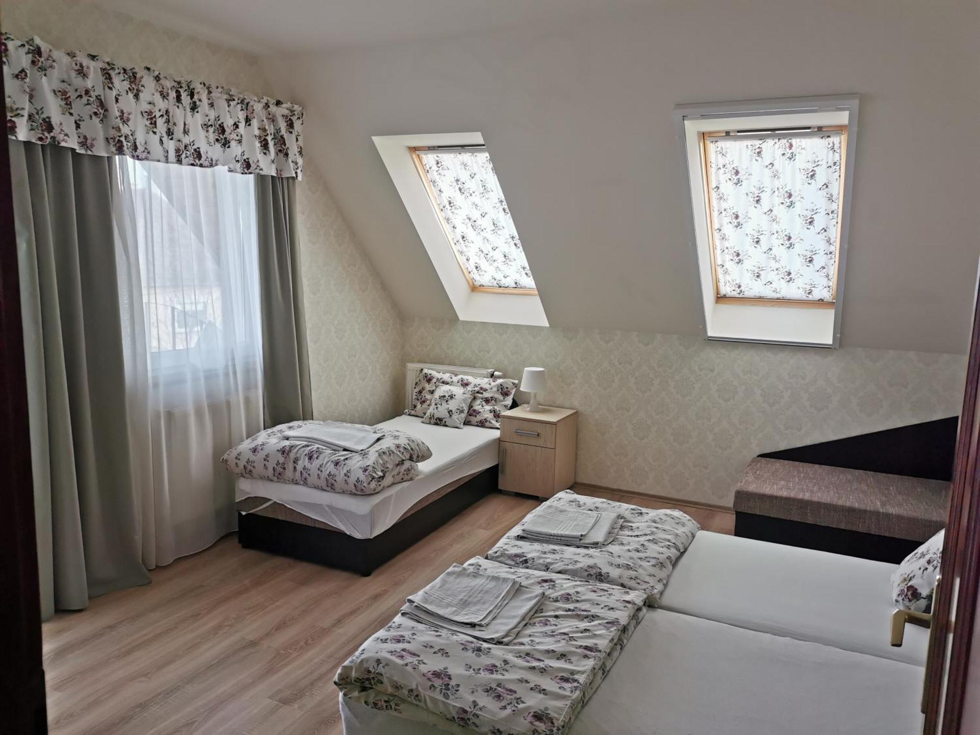 Village Garden Family Guest House Tiszakanyár Екстериор снимка